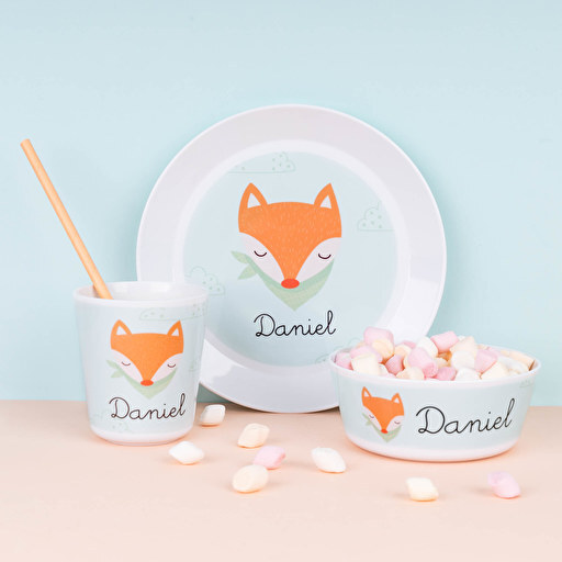 plato-plastico-irrompible-personalizado