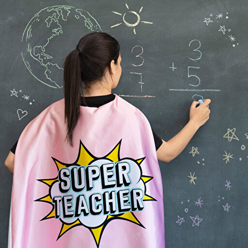 capa-superhéroe-adulto