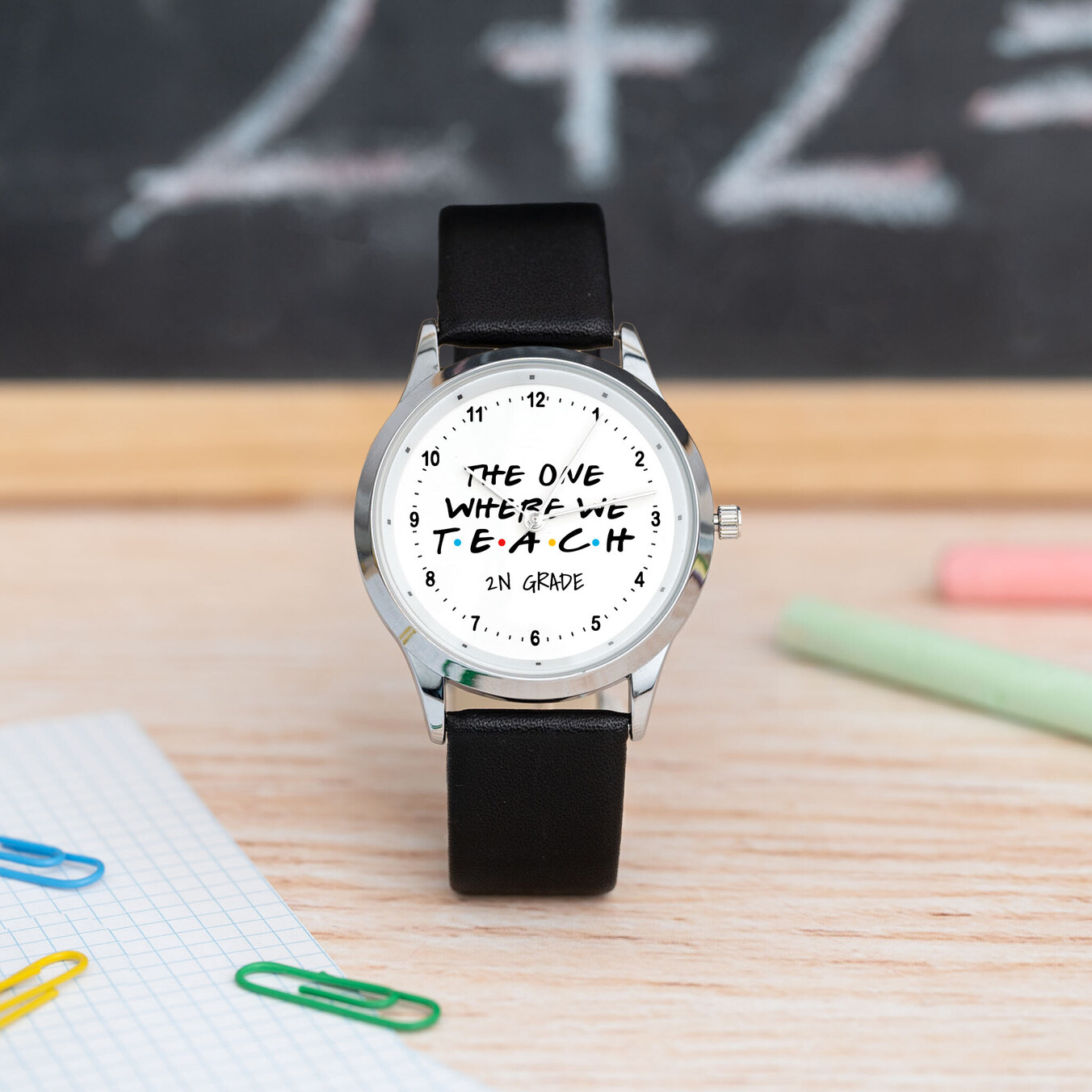 Herrenarmbanduhr mit personalisiertem Kunstlederband