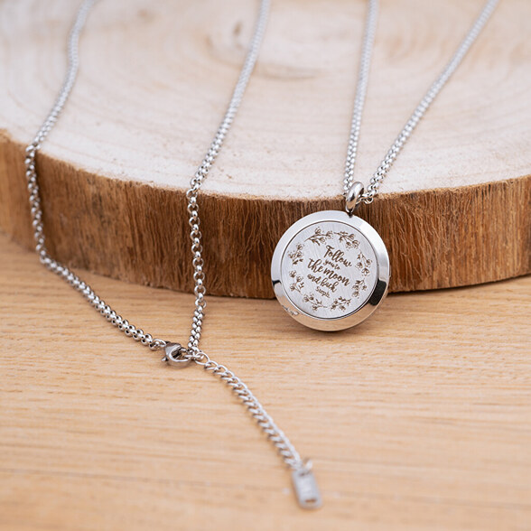 Pendentif aromathérapie gravé
