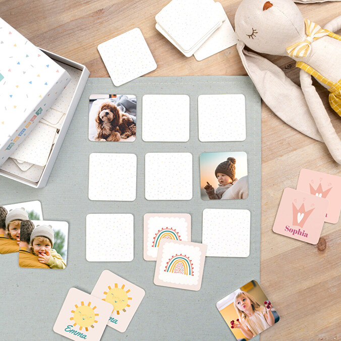 Personalised memory game with square cards