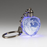 Crystal heart keyring with light