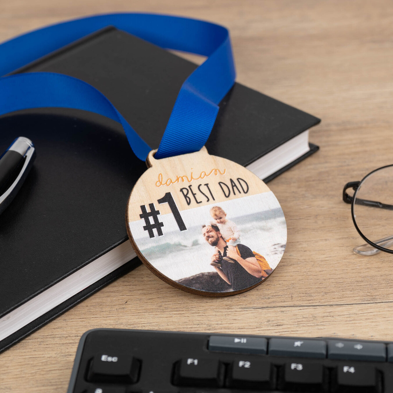 Houten medaille bedrukken