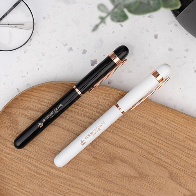 Tintenroller Stift mit Gravur