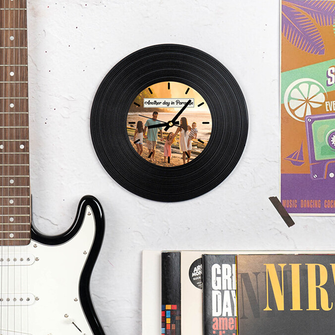 Personalizowane płyta winylowa z zegarem