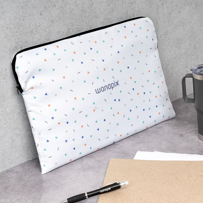 Personalizované kufříky a tašky s potiskem na notebooky a tablety