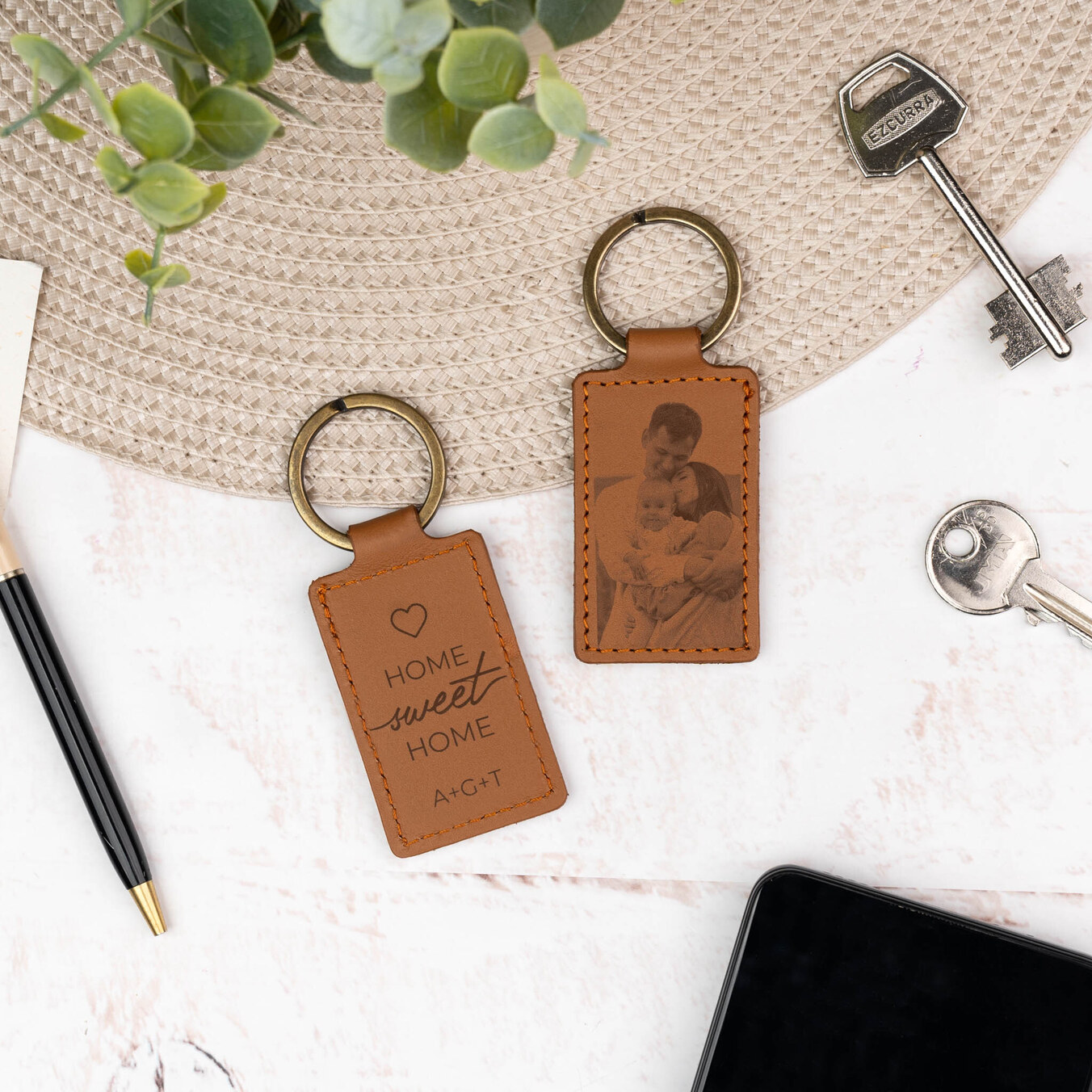 Engraved leather keyring