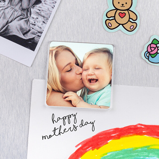 Square acrylic magnet