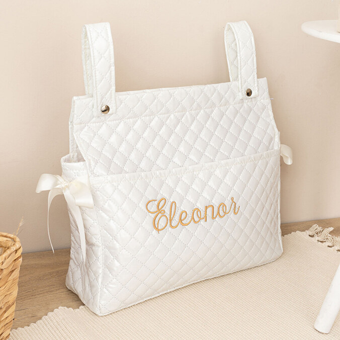 Bolso para carro de bebé con nombre bordado