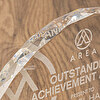 Placa trofeo personalizado de cristal con forma de abanico