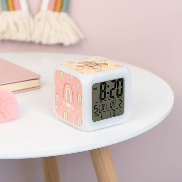 Reloj despertador digital cubo personalizado