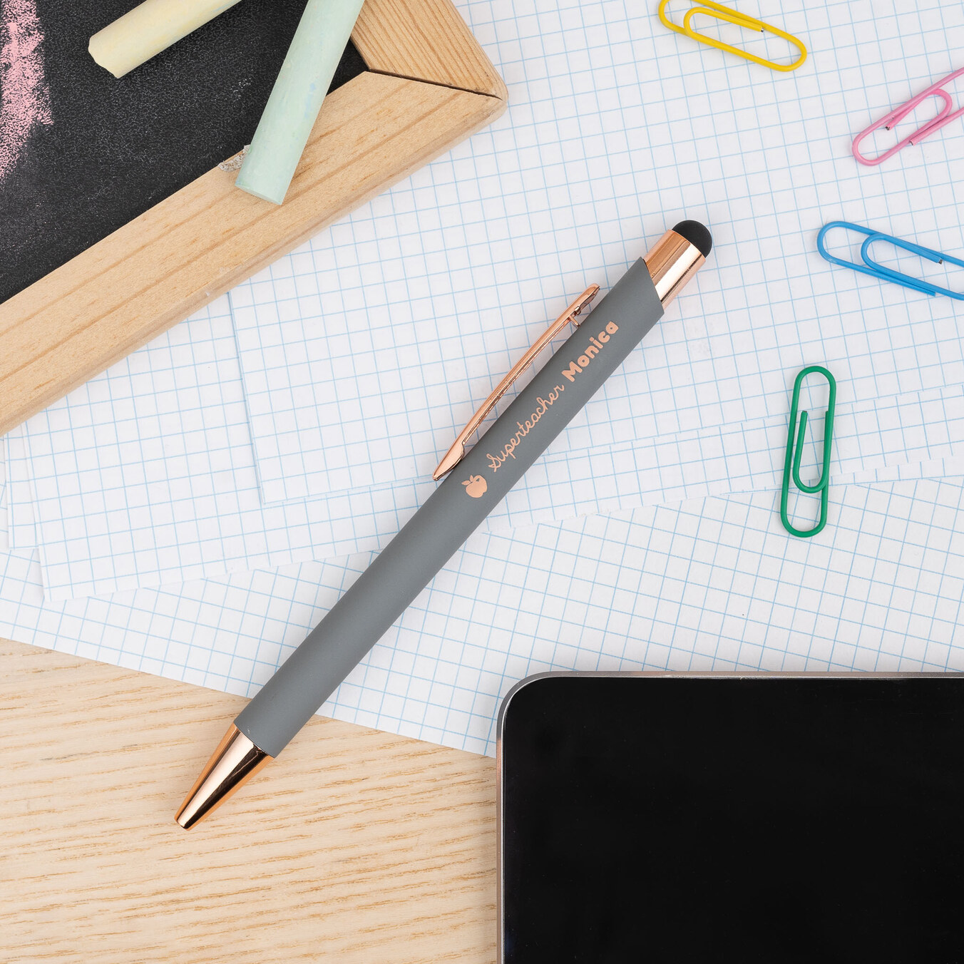 Engraved stylus pen