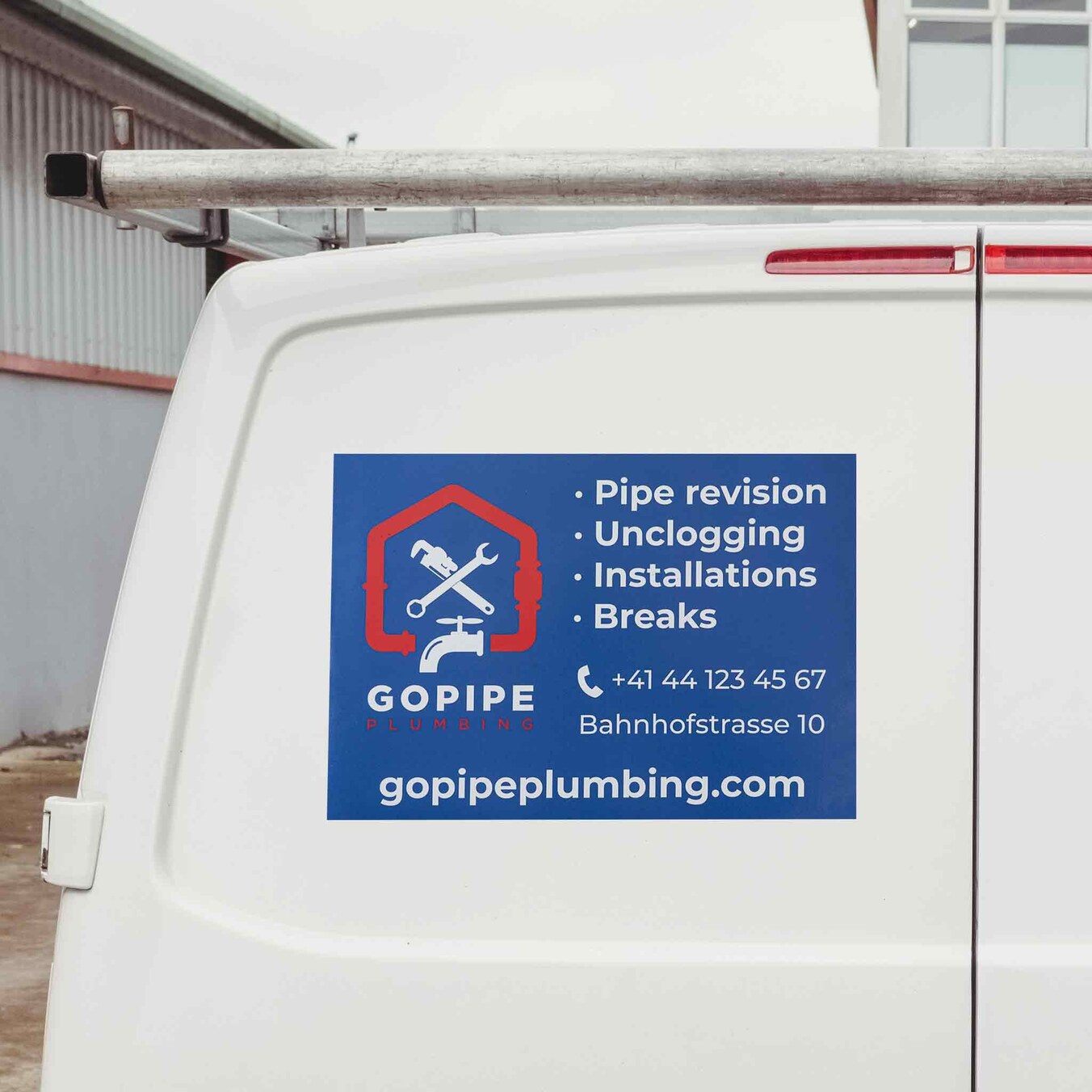 Personalised self-adhesive vinyl printing