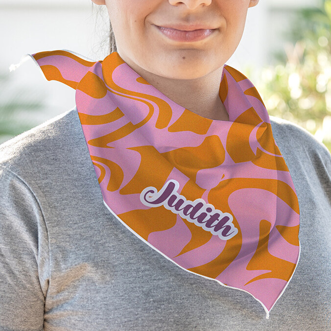 Personalised triangular neckerchiefs for the neck