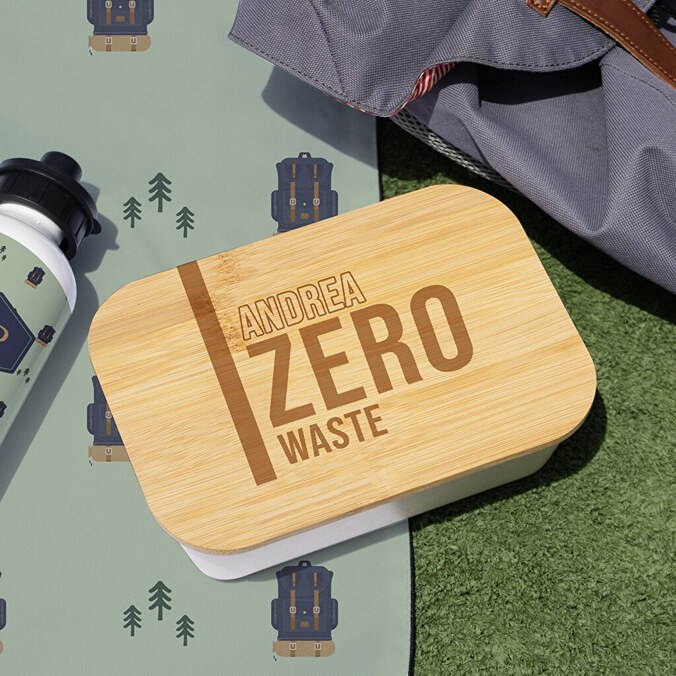 Tupper de plástico personalizado con tapa de bambú