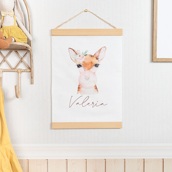 Personalizowany materiałowy plakat w drewnianej ramie