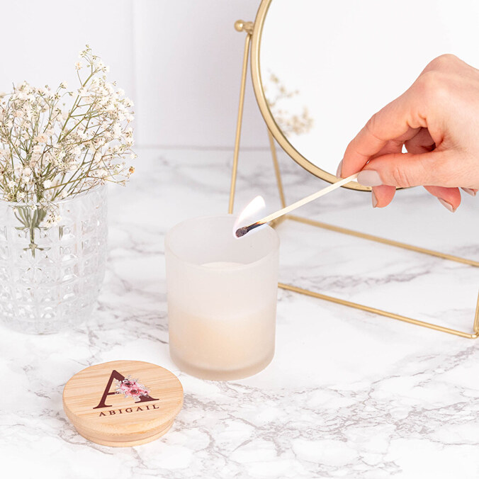 Aromatická svíčka s dřevěným víčkem s potiskem