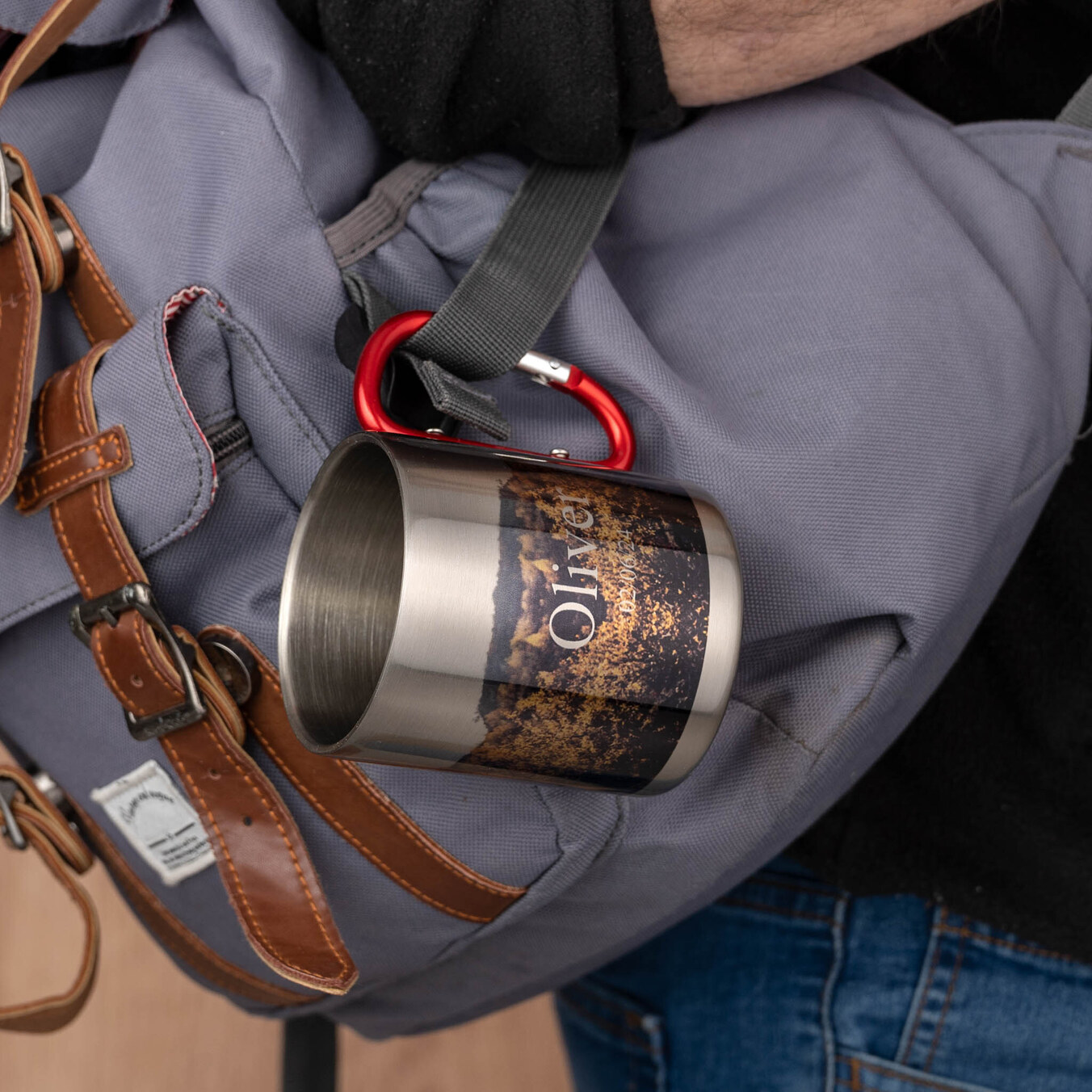 Personalised stainless steel carabiner mug