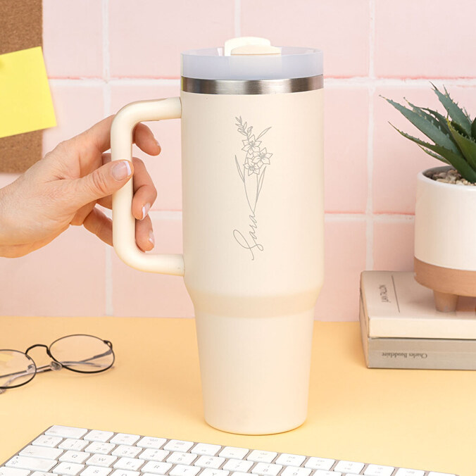 Personalizowany dwuwarstwowy kubek termiczny 1,2 l.