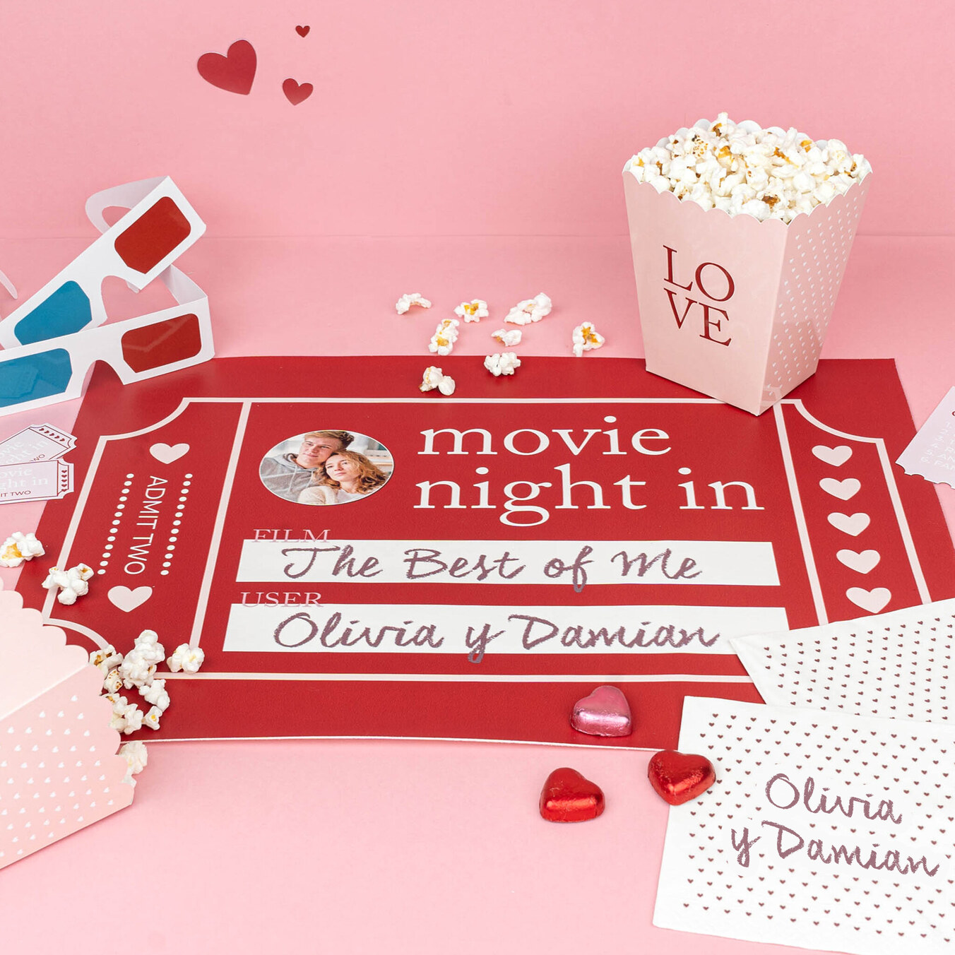 Personalised placemats made of fabric and oilcloth