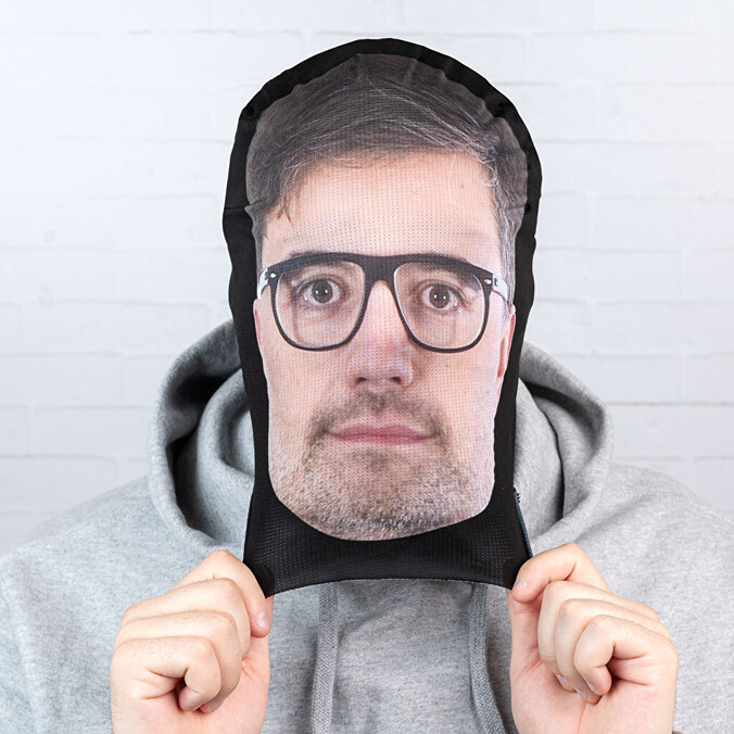 Textil mask 3D med ansikte tryckt