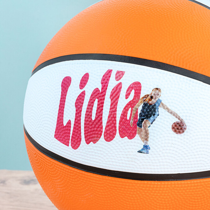 Basketbold med tryk eller navn