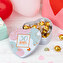 Gepersonaliseerde doos met snoepjes en chocolaatjes Gepersonaliseerde doos met snoepjes en chocolaatjes