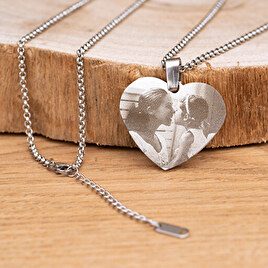 Collier coeur gravé