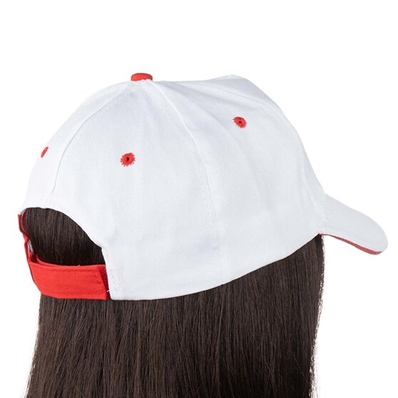 Detalle de la gorra por detrás Detalle de la gorra por detrás