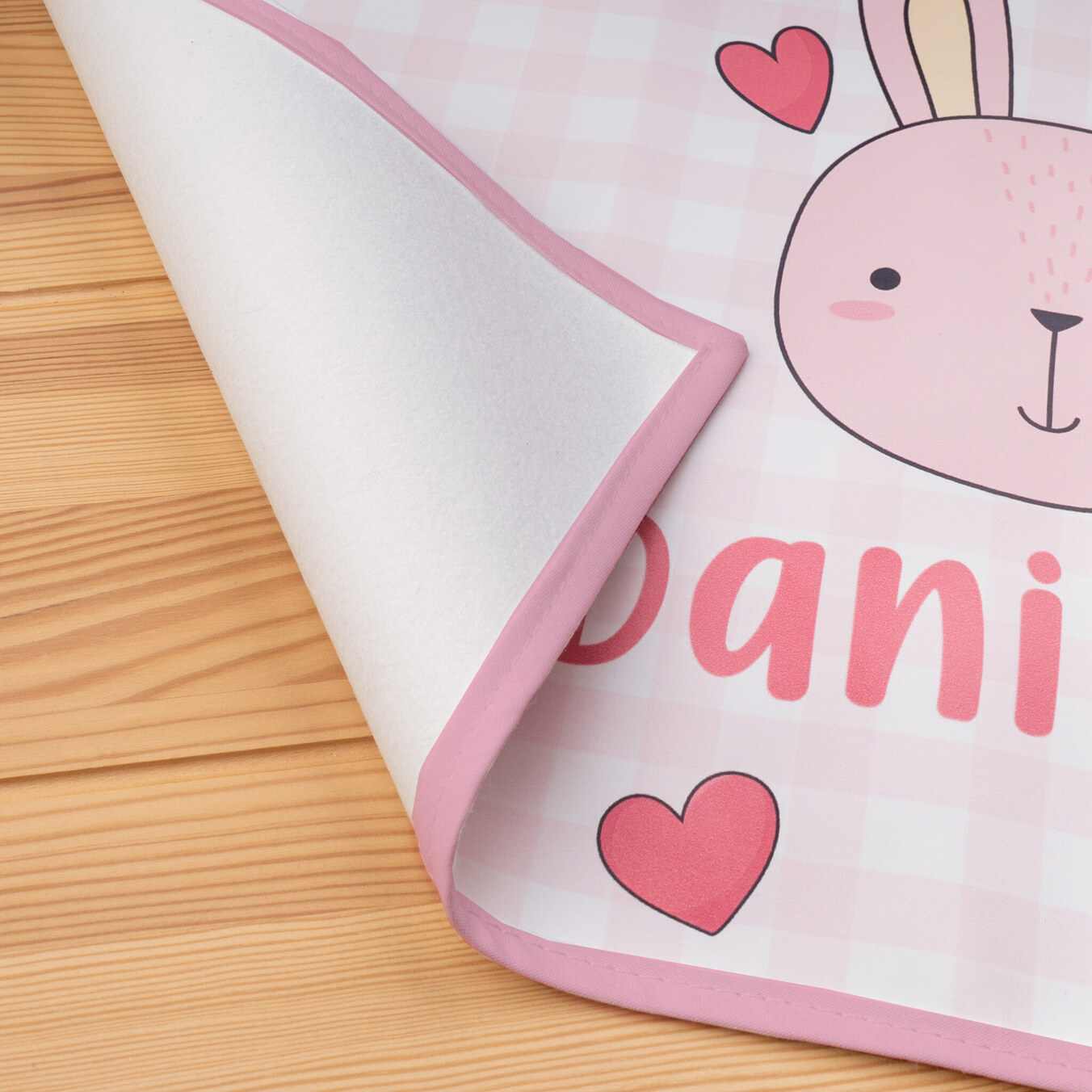 Personalised placemats made of fabric and oilcloth