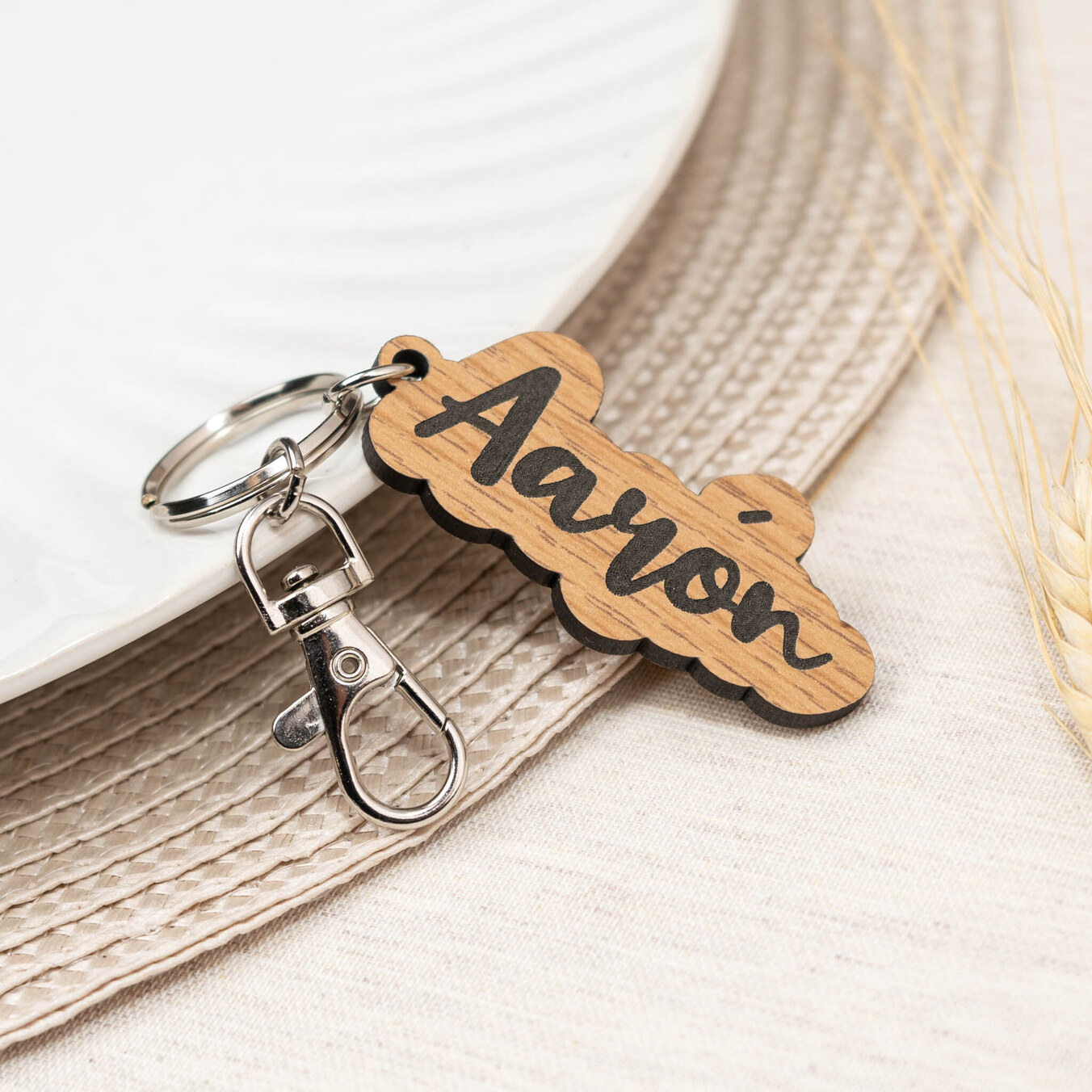 Houten sleutelhanger met gepersonaliseerde naam