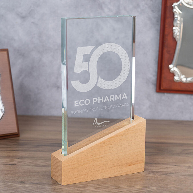 Premium personalised glass trophies
