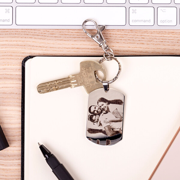 personalised keyrings photo engraved