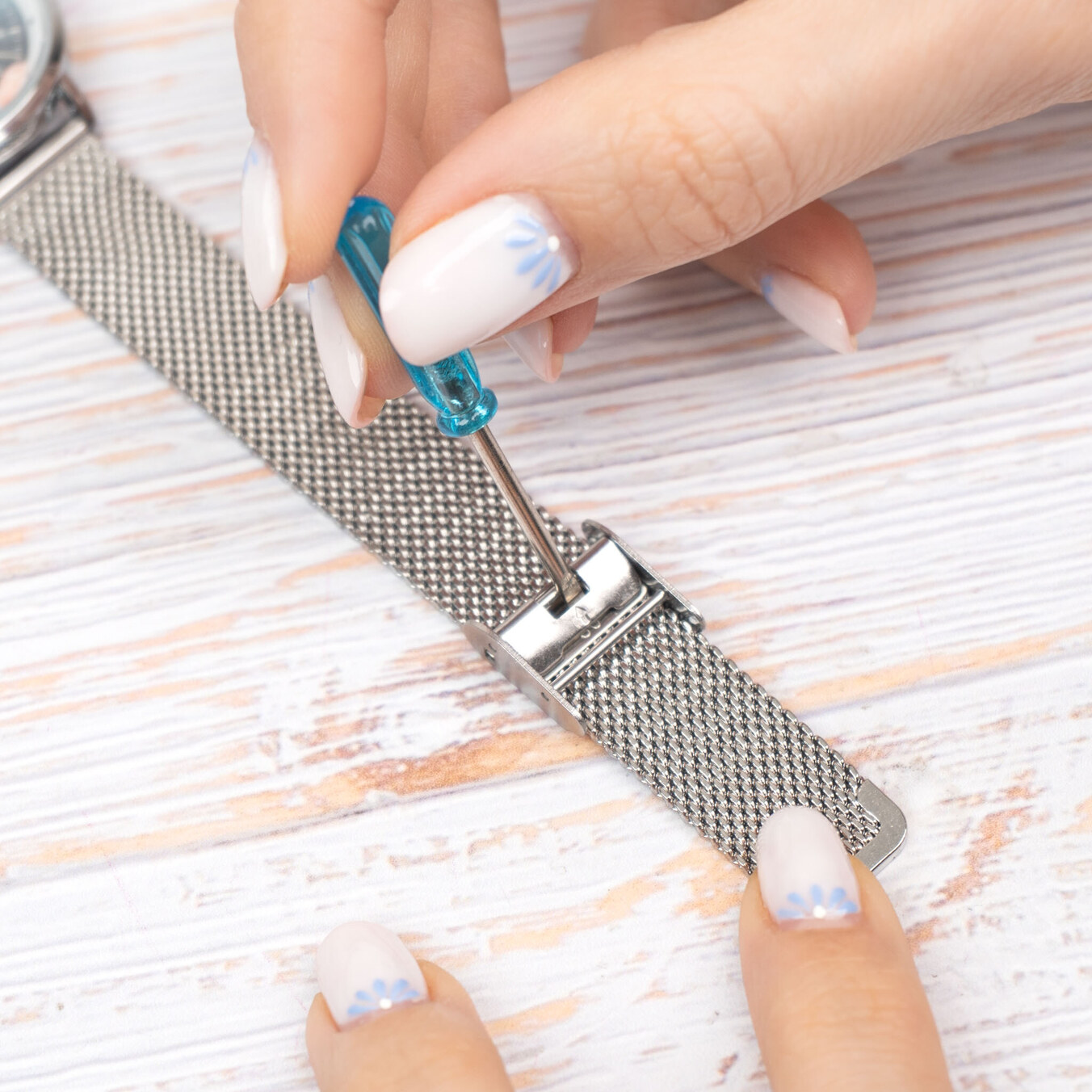 Gepersonaliseerd polshorloge met metalen gaas voor dames
