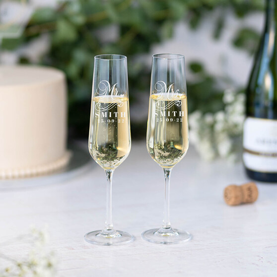 Pack de 2 copas de cava o champán personalizadas con grabado Pack de 2 copas de cava o champán personalizadas con grabado
