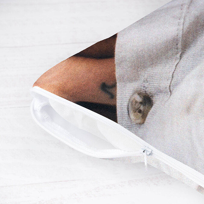 Tyyny omalla kuvalla