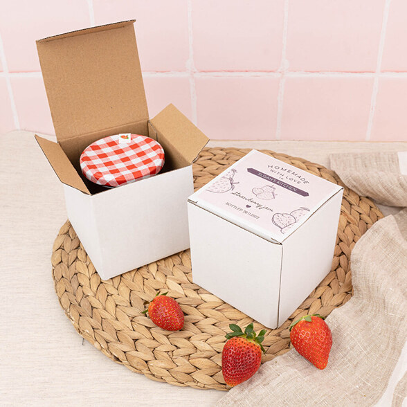 Personalised cardboard boxes