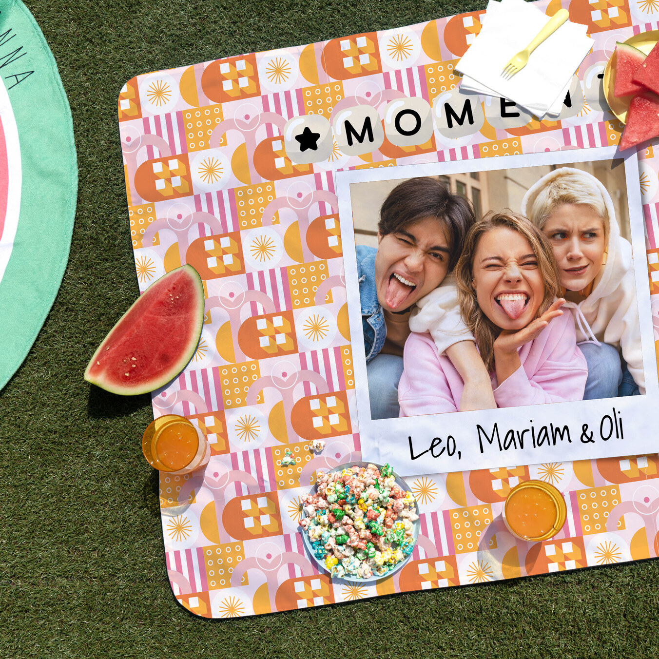 Personalised picnic blanket