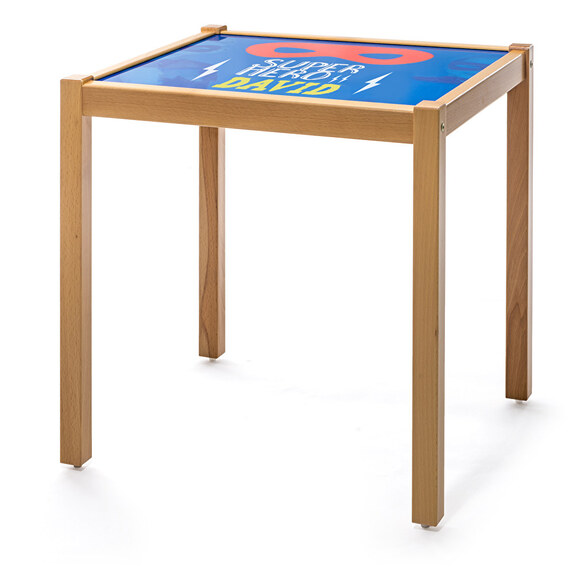 Tavolo personalizzato per bambini