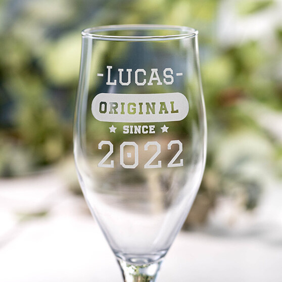 personalised beer glasses with text and name