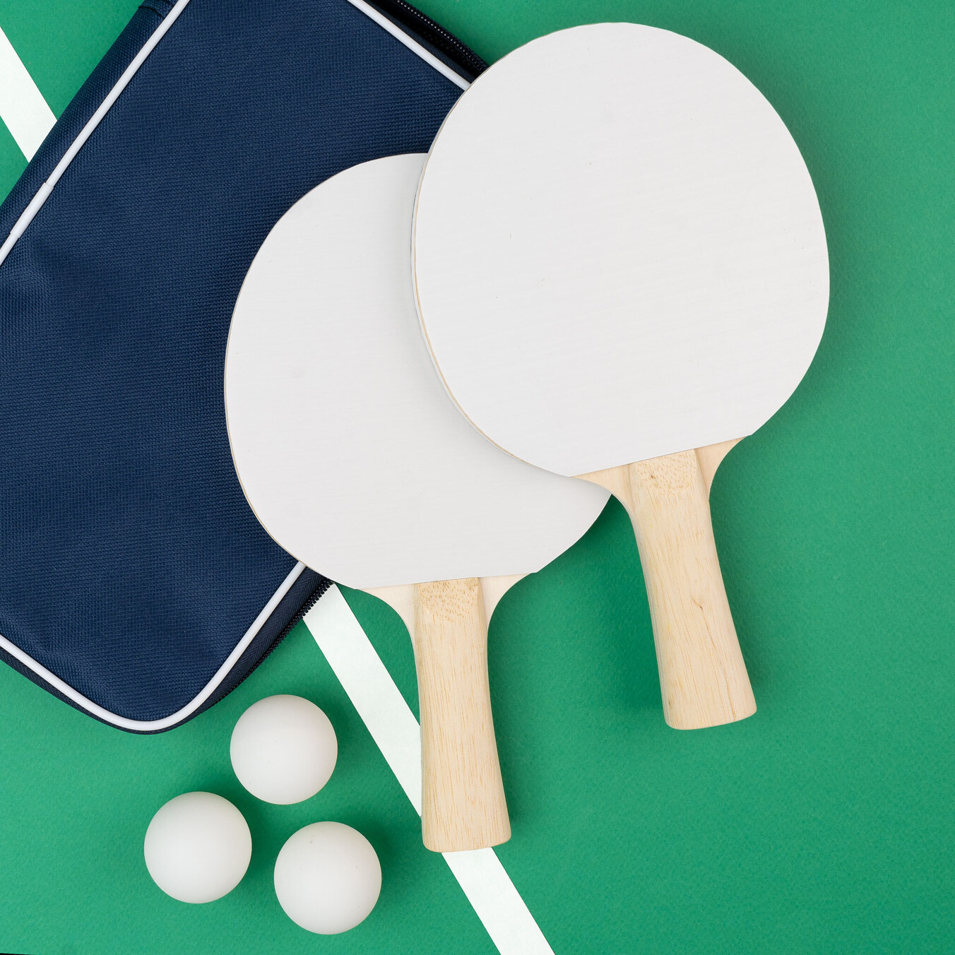 Sæt med 2 personlige bordtennisbatte + 3 bolde + etui