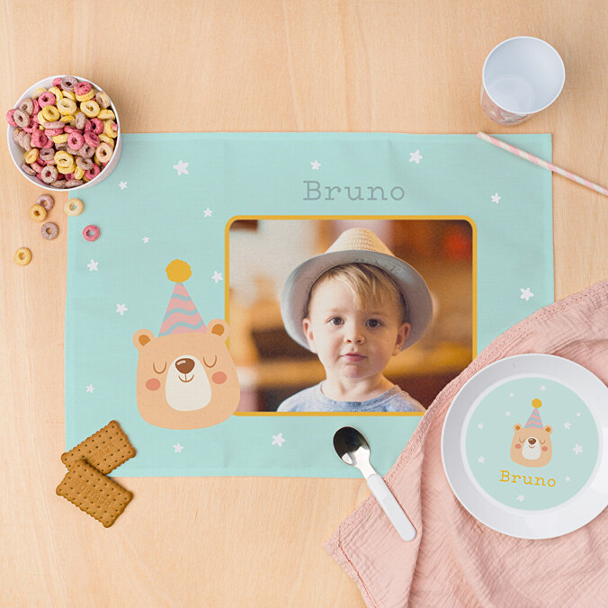 Personalised placemats made of fabric and oilcloth