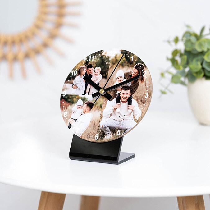 Personalised table clock