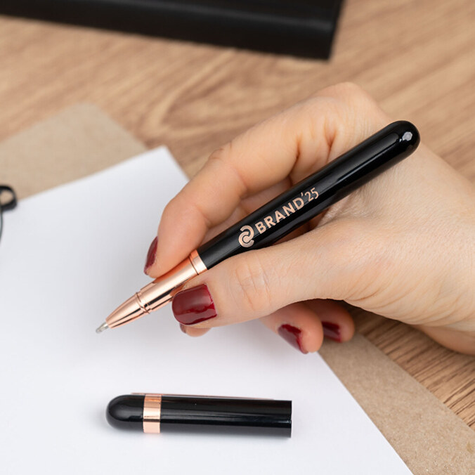 Tintenroller Stift mit Gravur