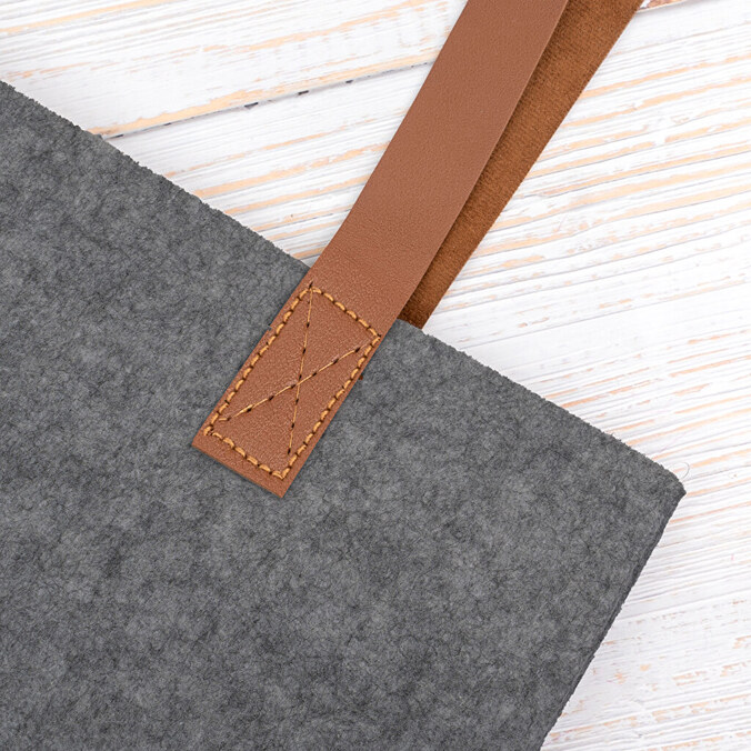 Personalised felt bag