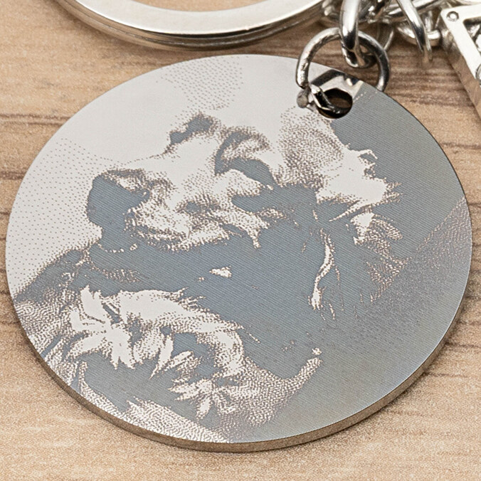 Schlüsselanhänger mit Hundenschmuck und Gravur