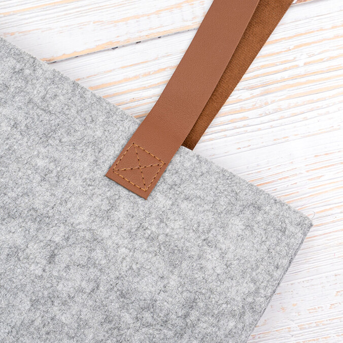 Bolso de fieltro personalizado