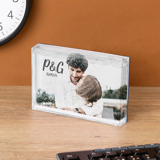 Personalised rectangular snowglobe
