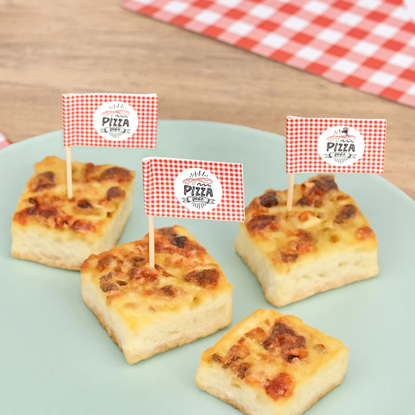 Pack 36 cocktailprikkers met bedrukte vlag
