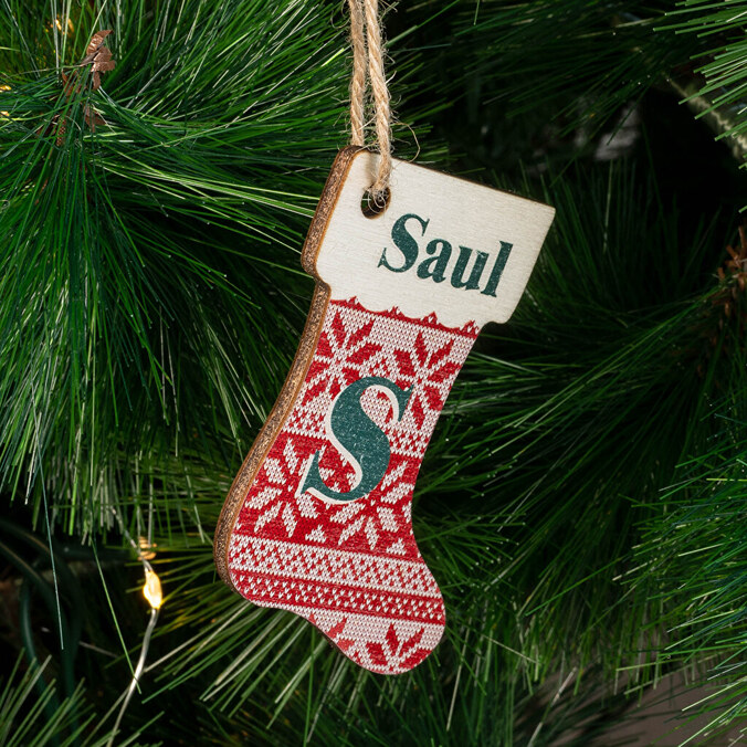 Adorno de Navidad personalizado de madera con forma de bota